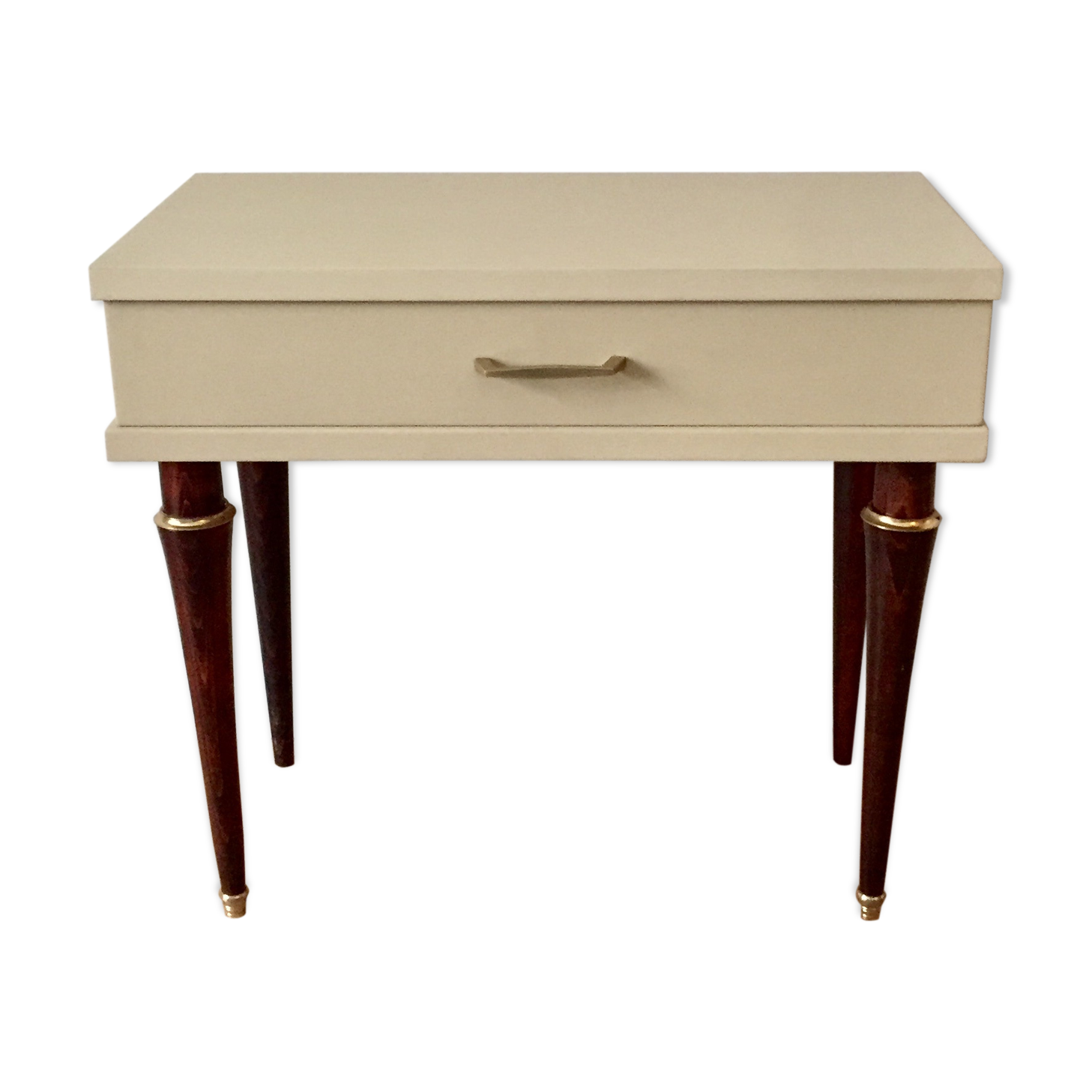 Bedside feet spindles