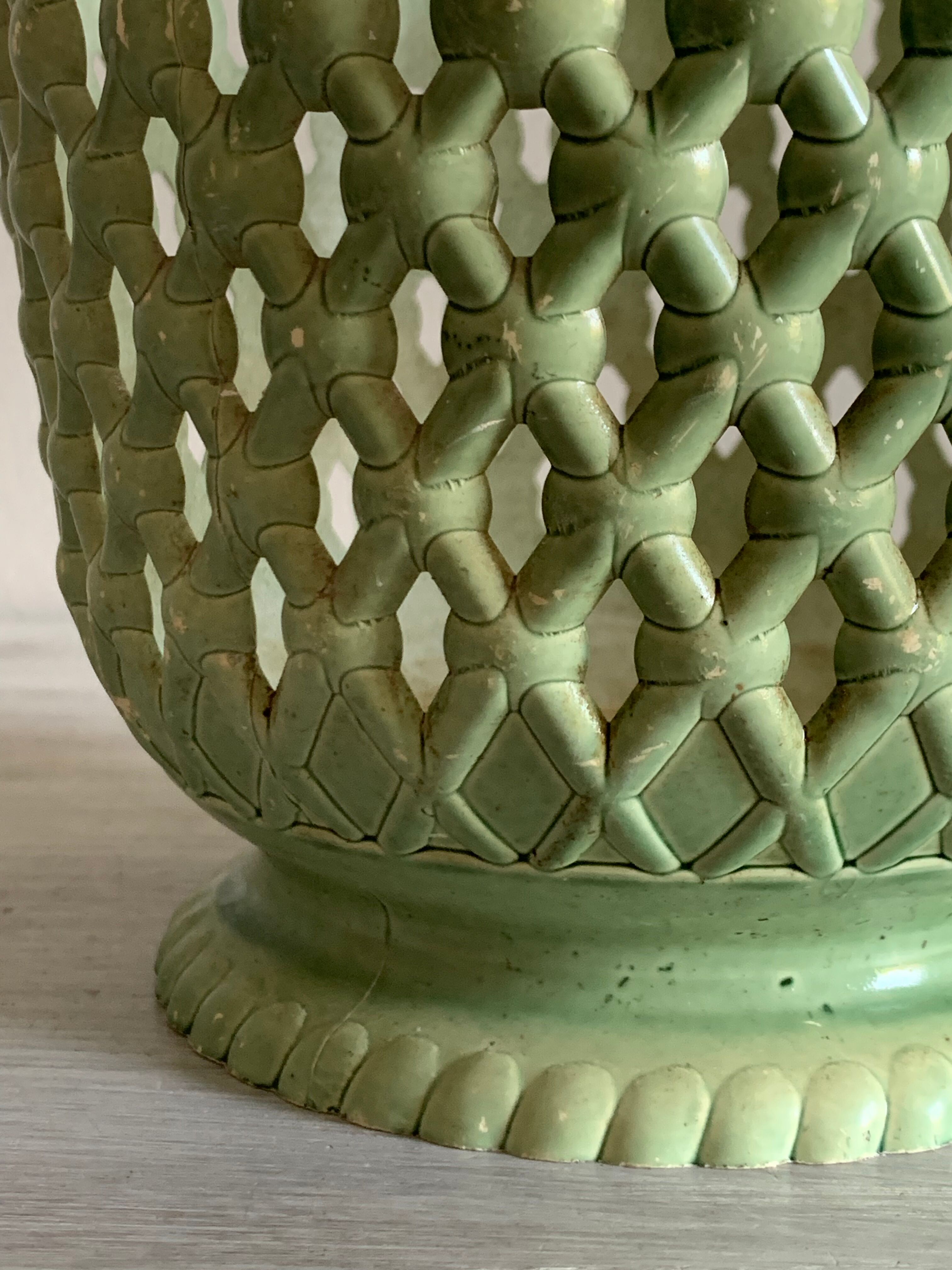 Vintage Syla pot cache