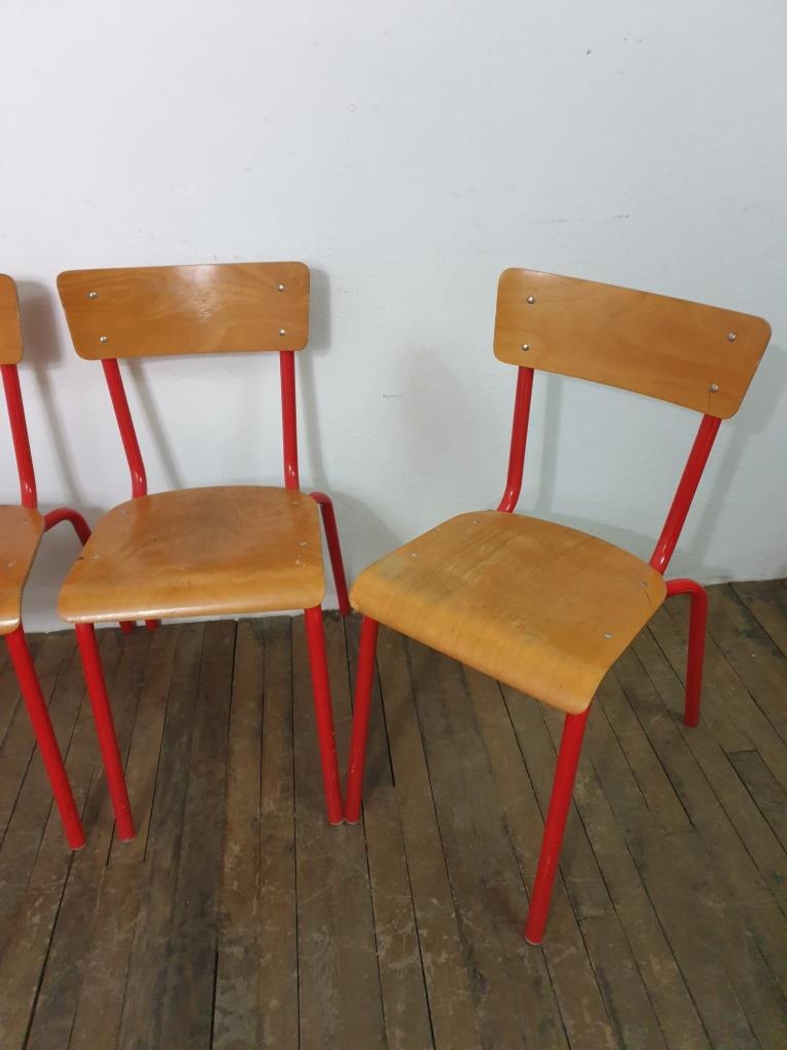 Chaises d'école