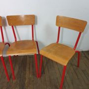 Chaises d'école