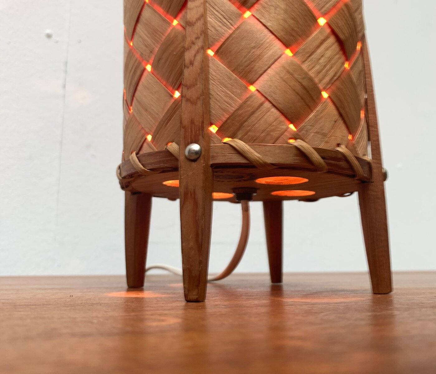 Mid-century Swedish wood veneer table lamp from Vamhus, 1960s.