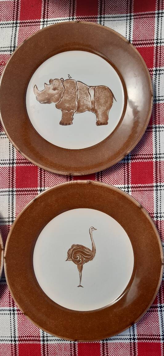 Set of 6 vintage "savannah animals" plates