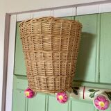 Braided straw basket