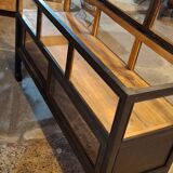 Vitrine ancienne sur pieds