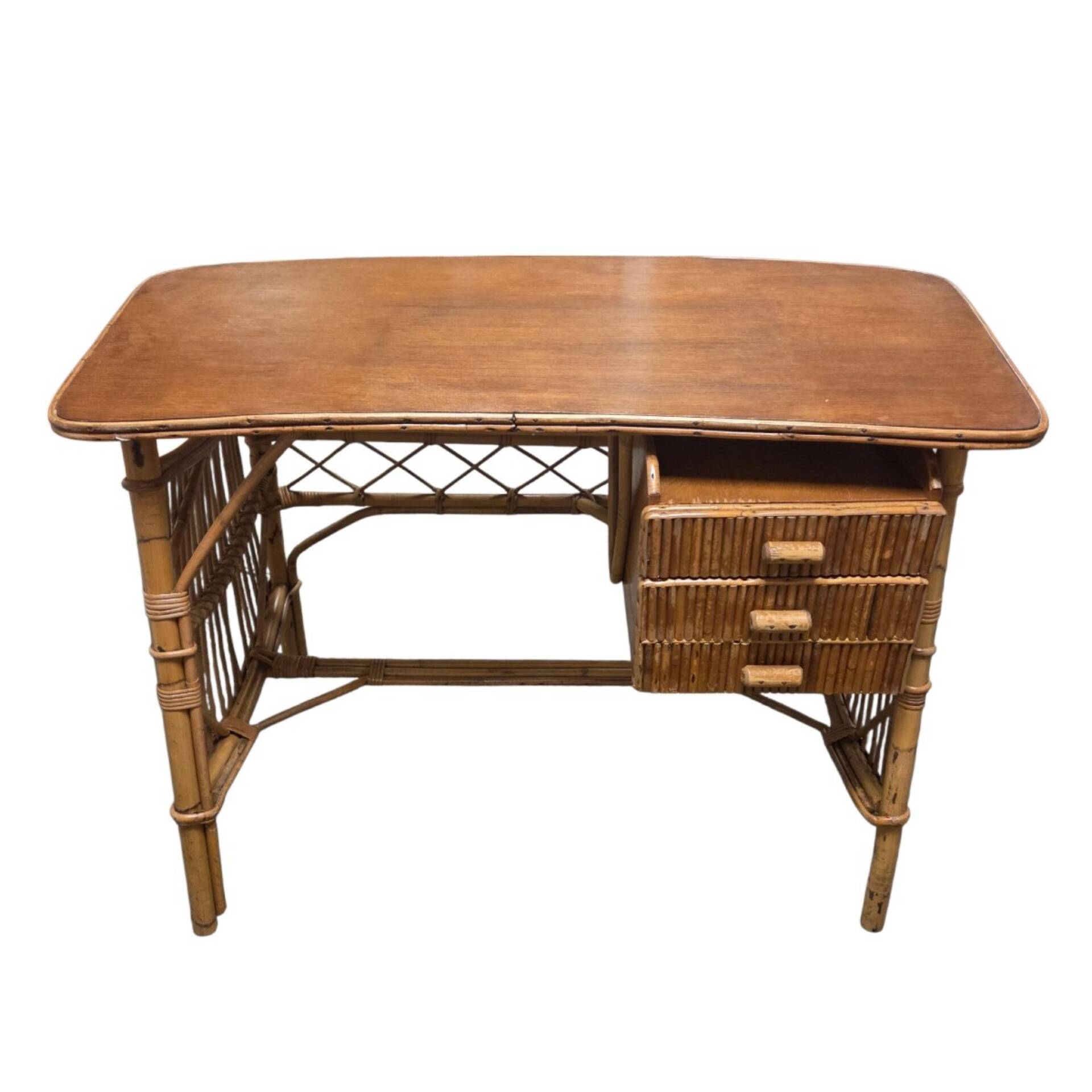 Rattan desk – Circa 1960-1970