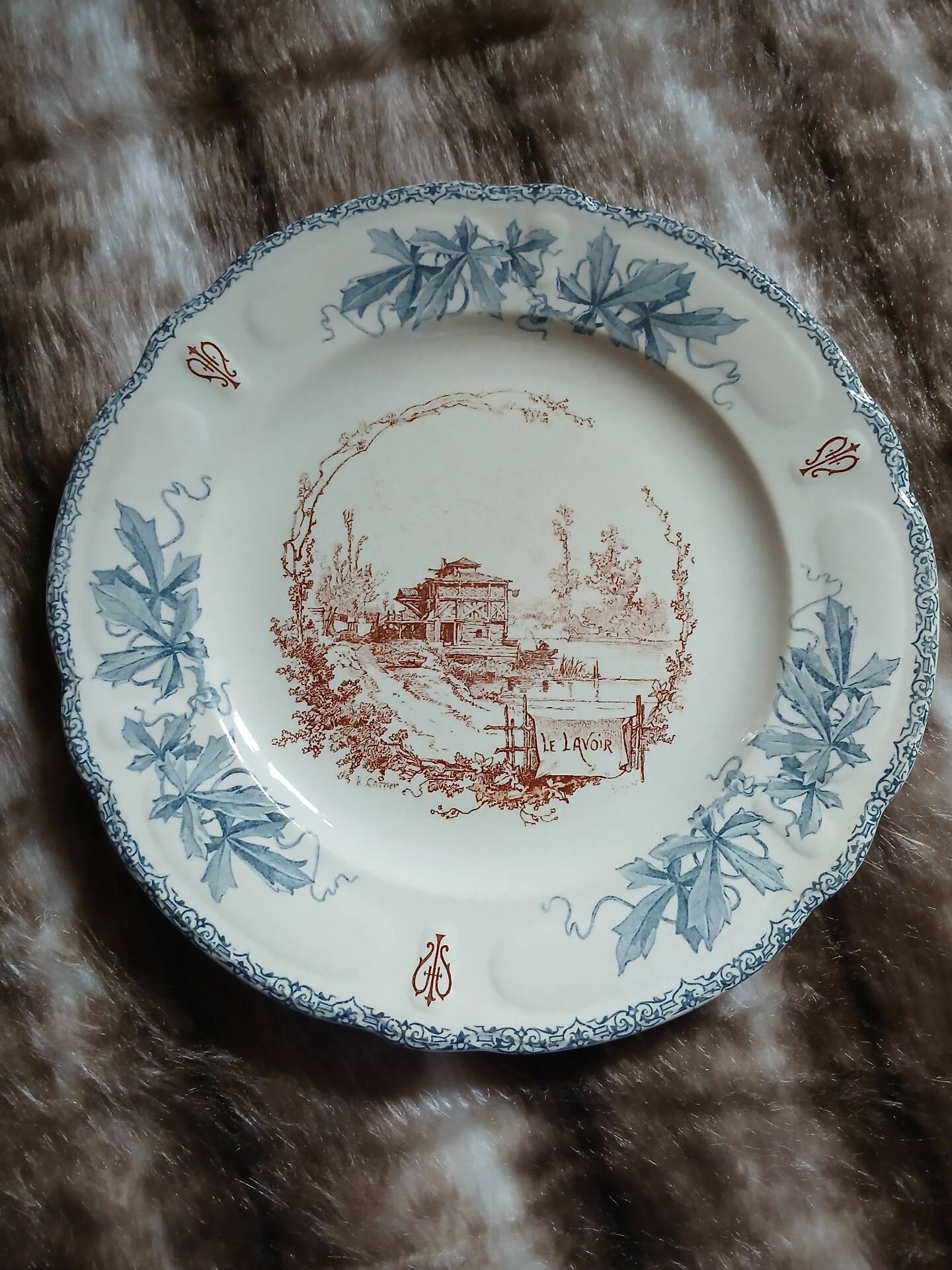 10 antique flat plates "Louis XIII" Choisy le Roi