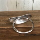 Towel round "mold" silver metal