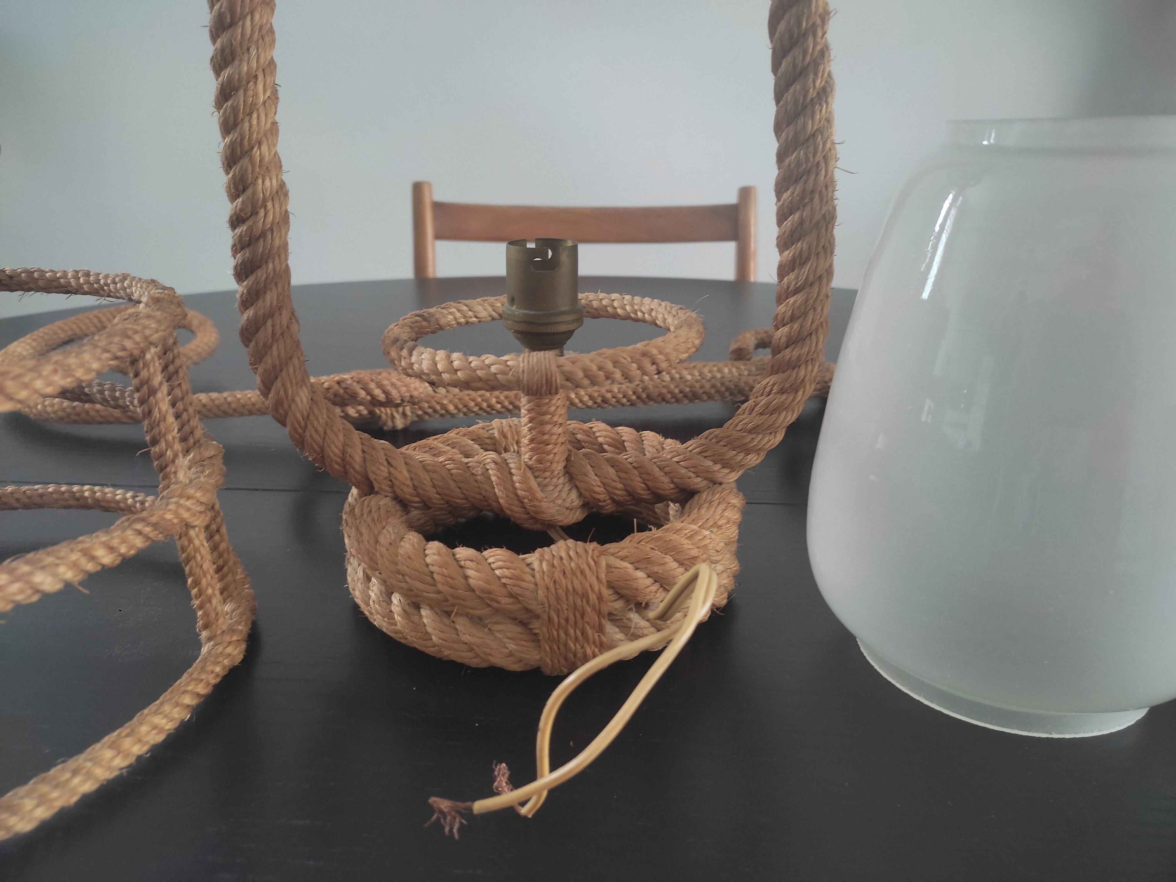 Rope wall lamp