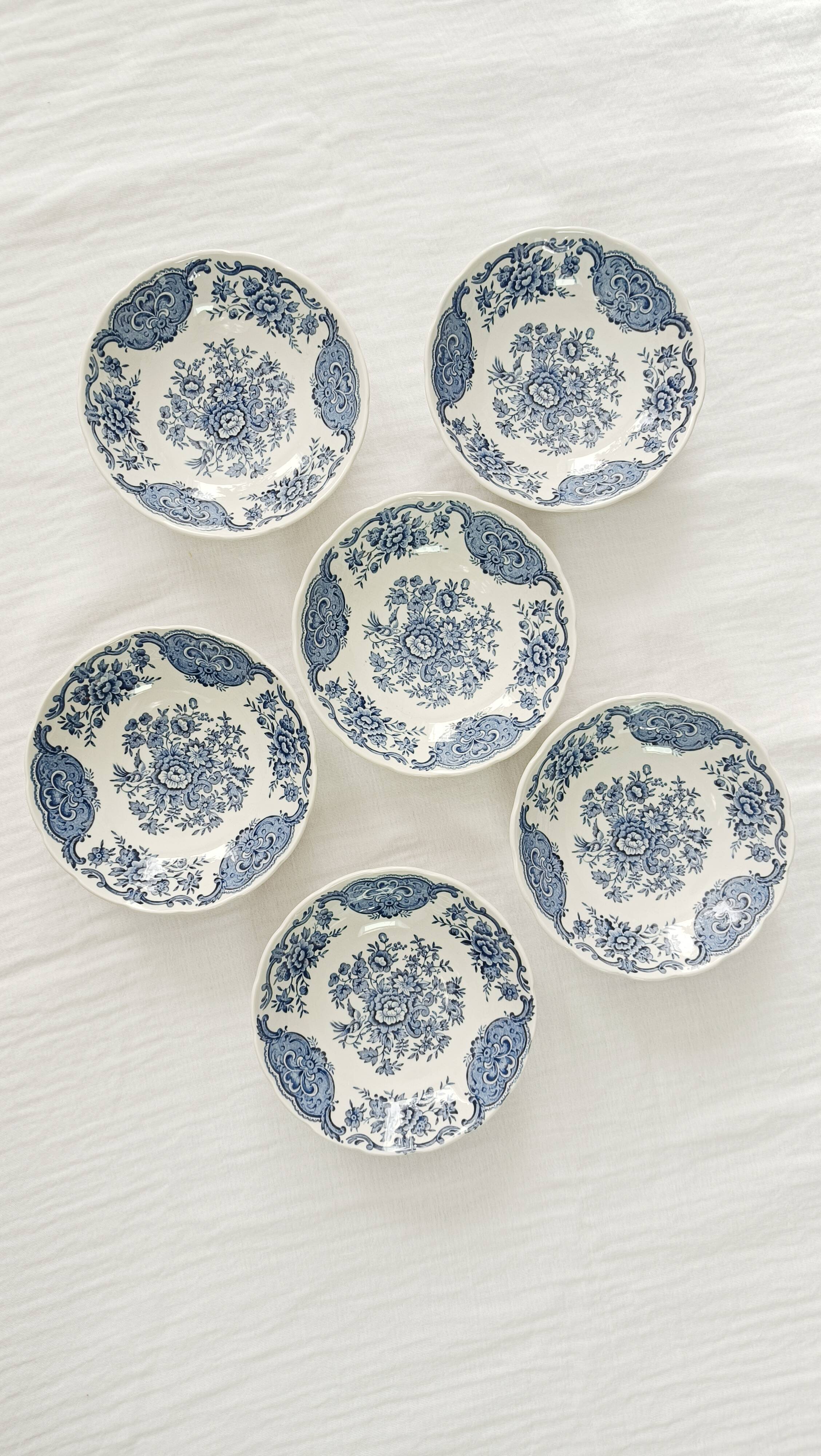 Set of 6 Ridgway Stafforshire cups, Windsor