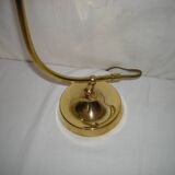 Desk lamp