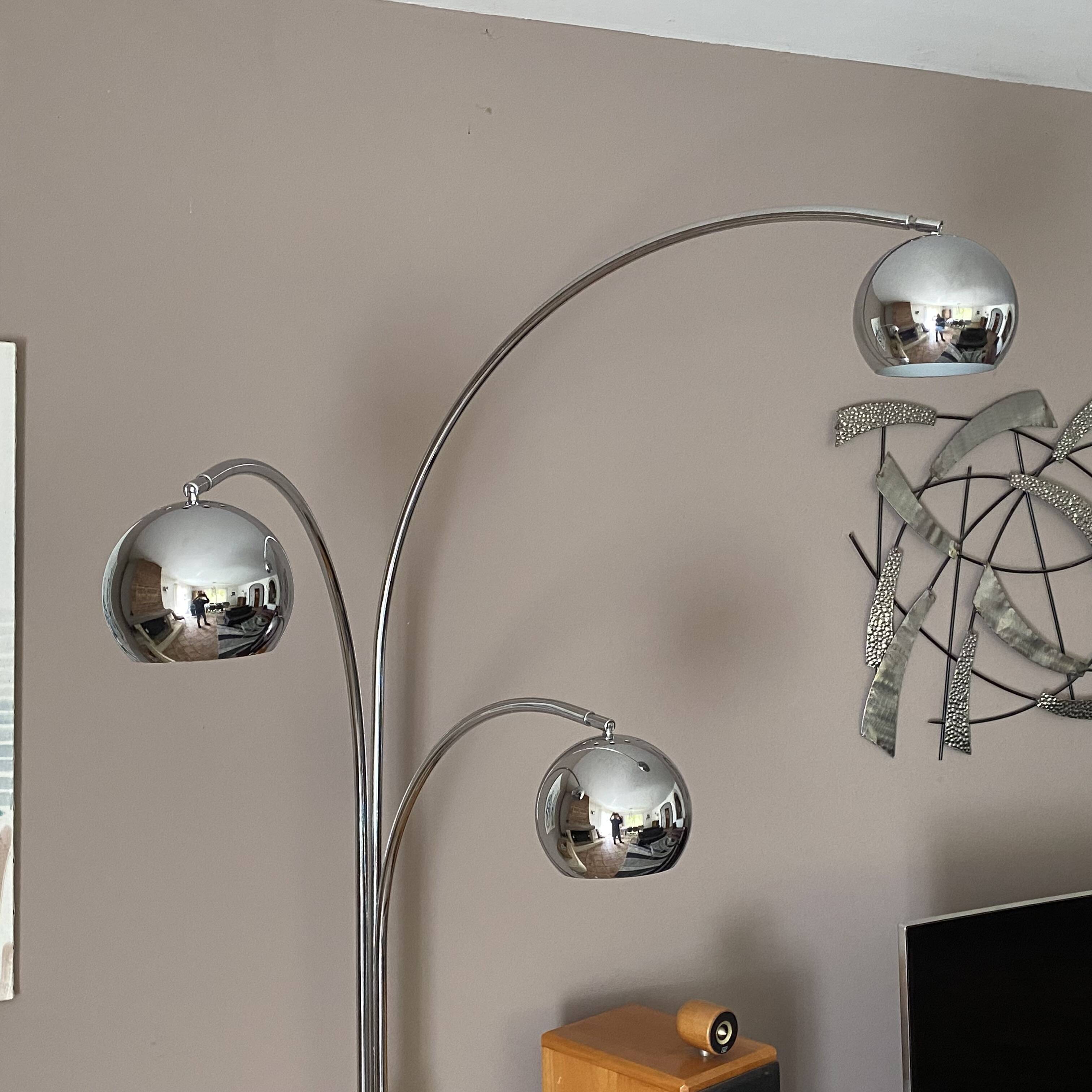 MUGUET floor lamp by Goffredo REGGIANI. 1970.