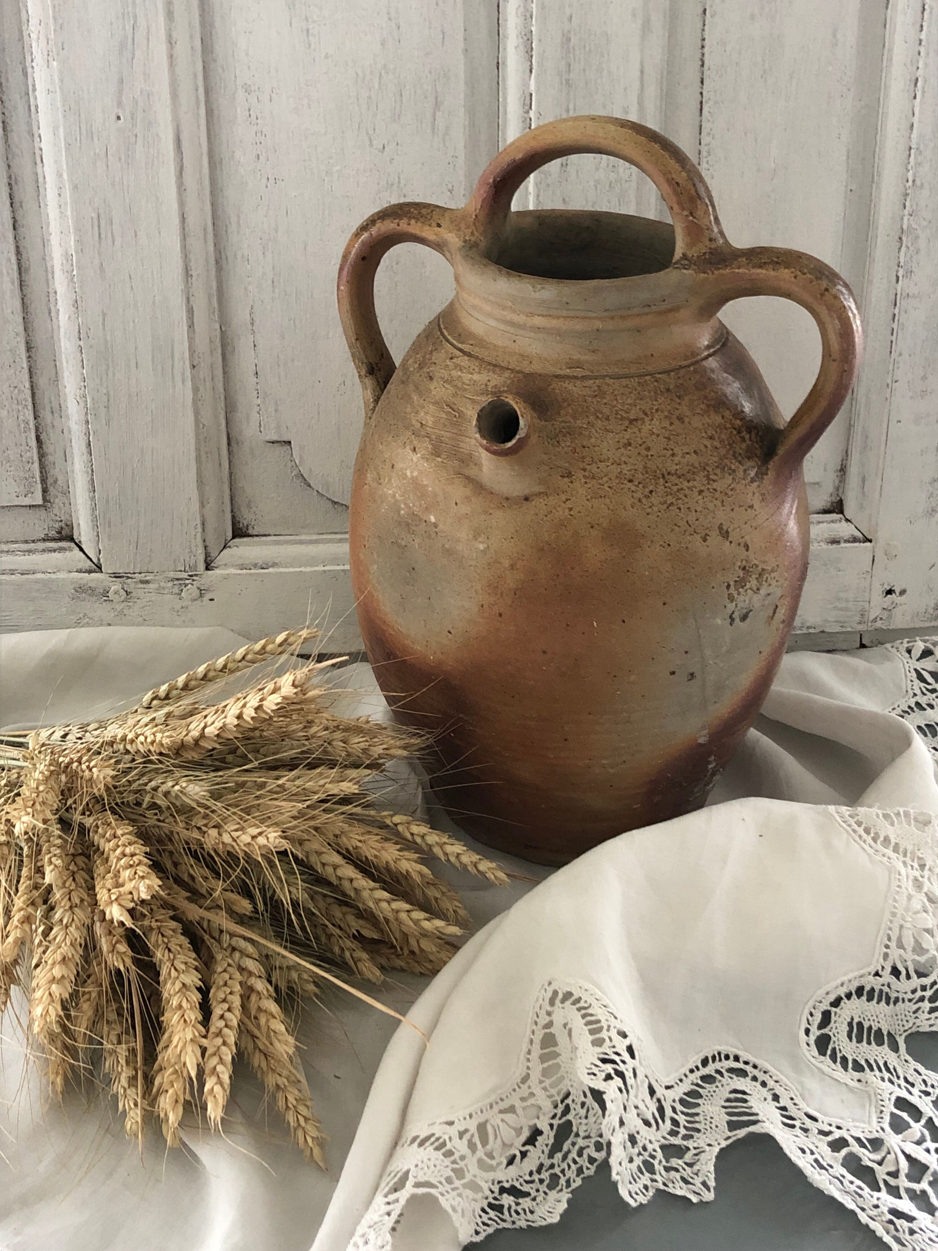 Old jar, gargoulette, kid jug