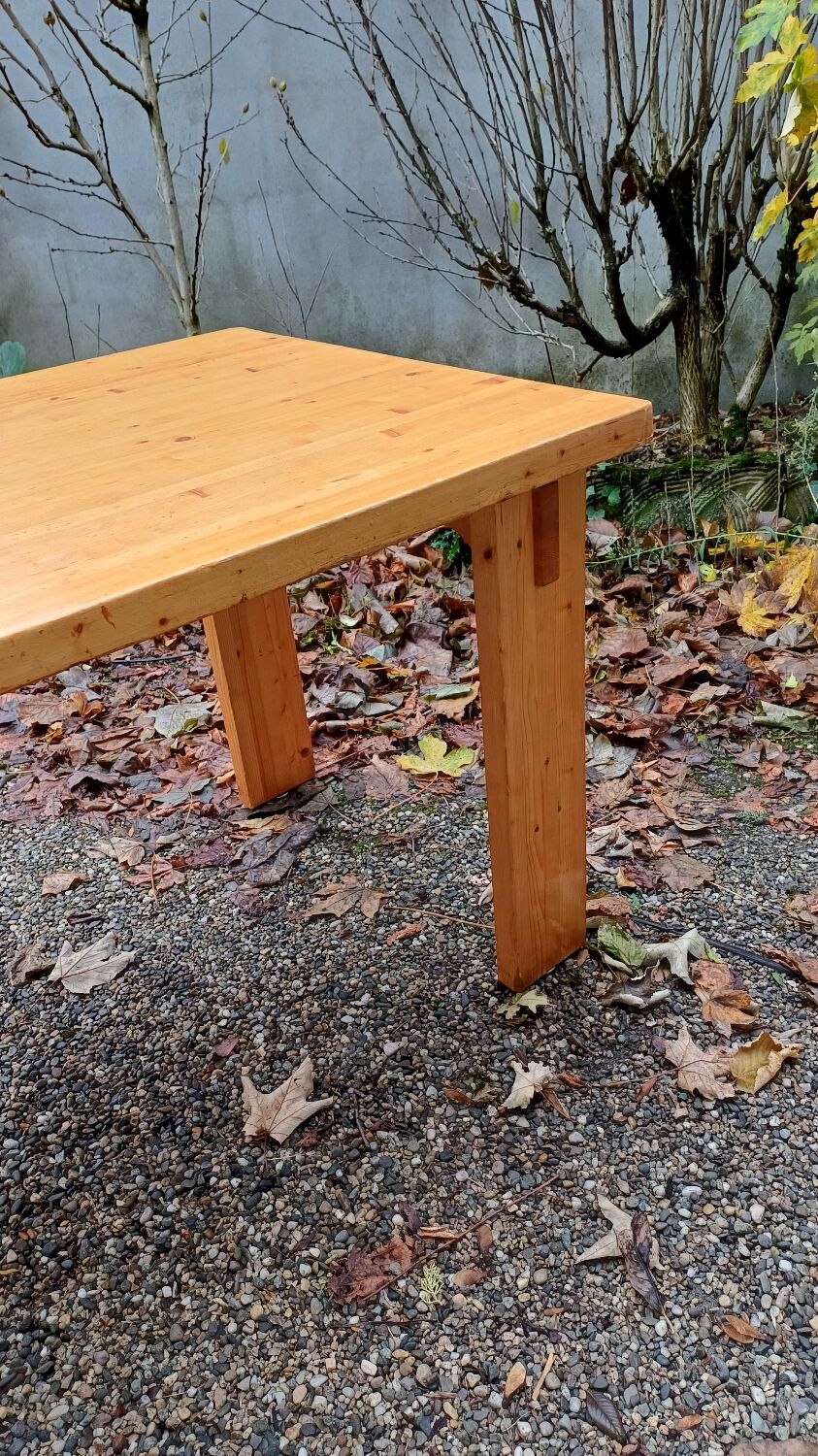 Pine dining table