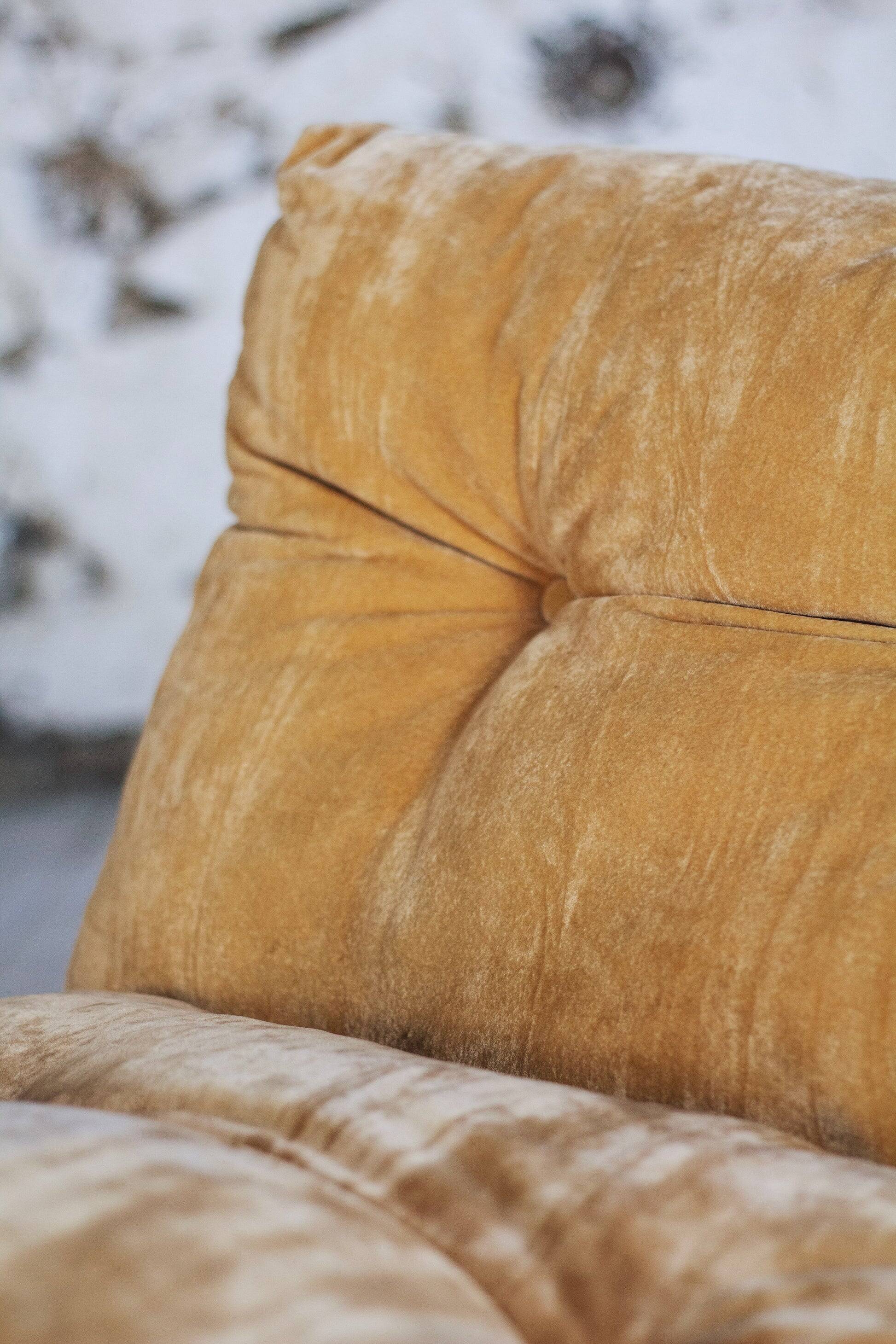 Vintage "Pixi" style armchair in velvet and chrome, 1970