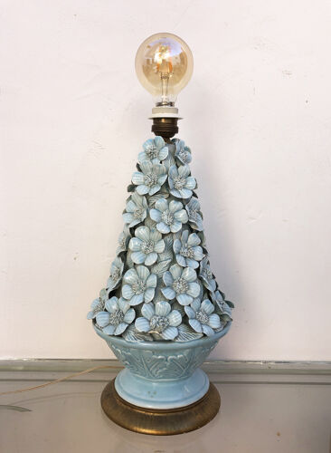 Manises ceramic lamp with blue flowers