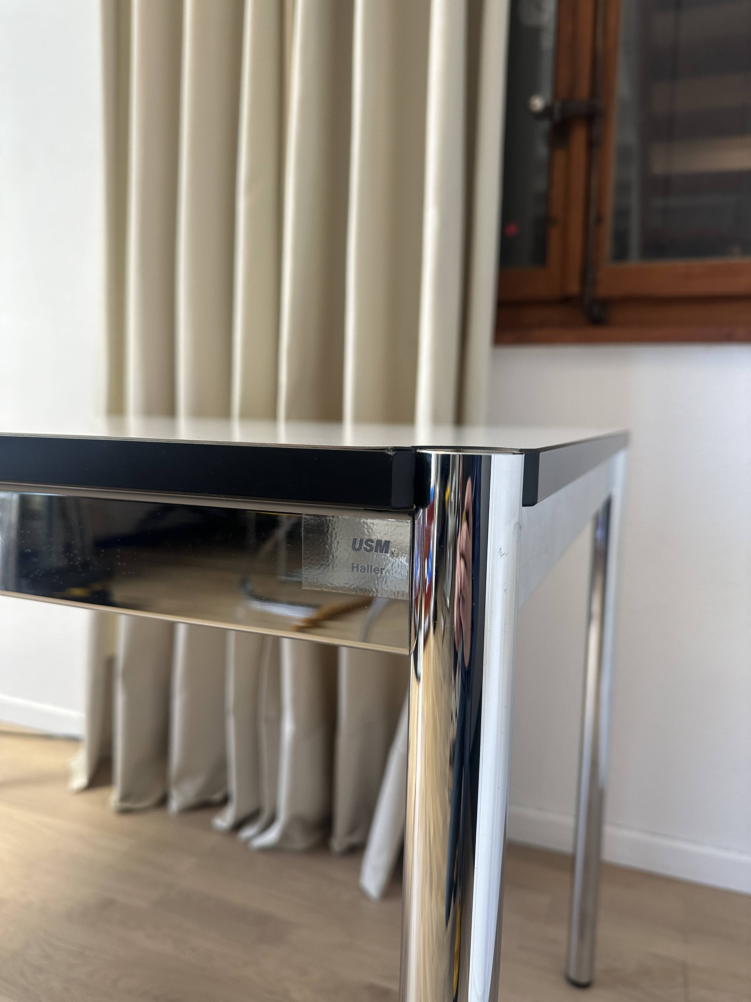 USM Haller desk in pearl grey laminate