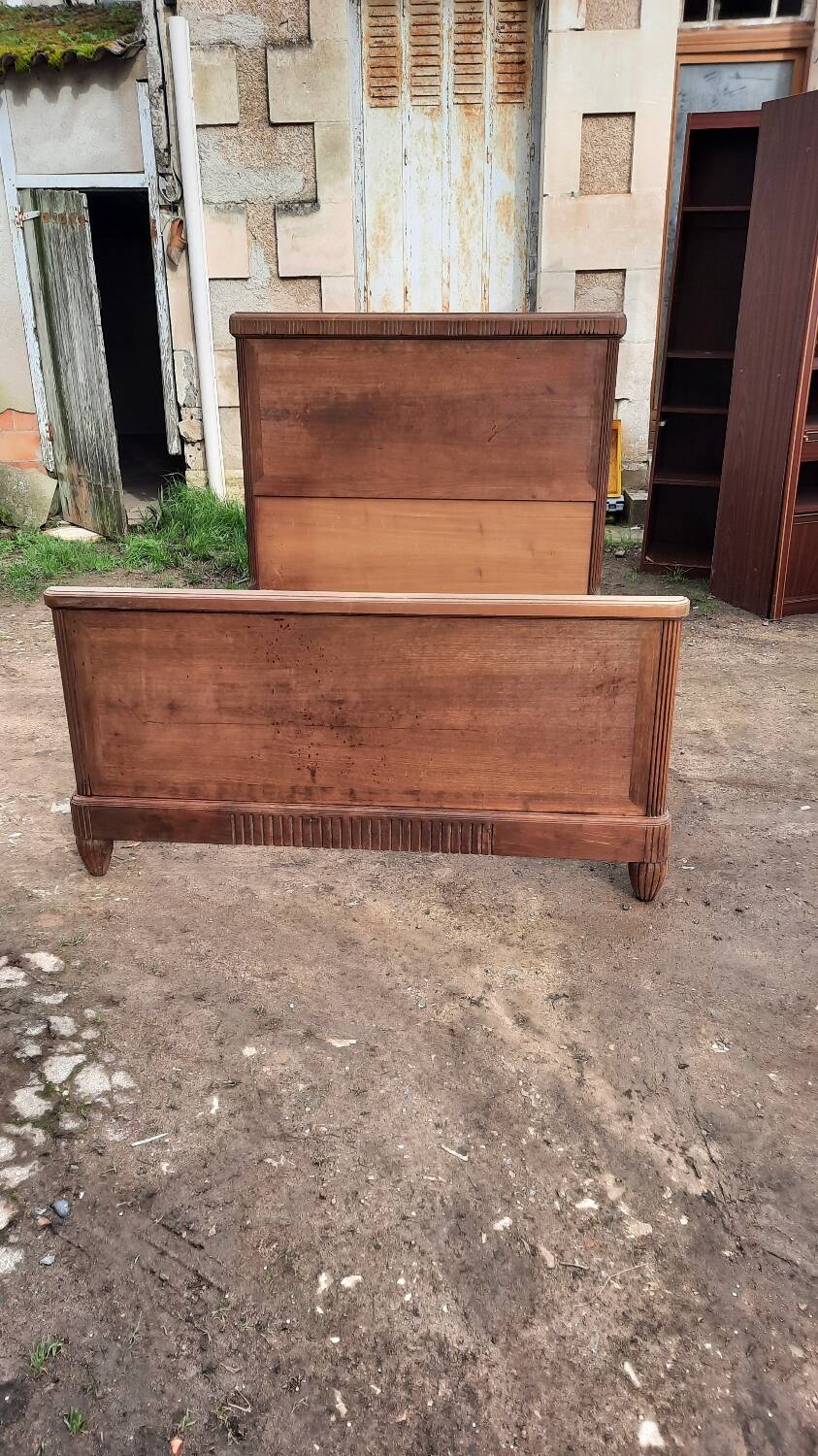 Old bed wood in 140 cm