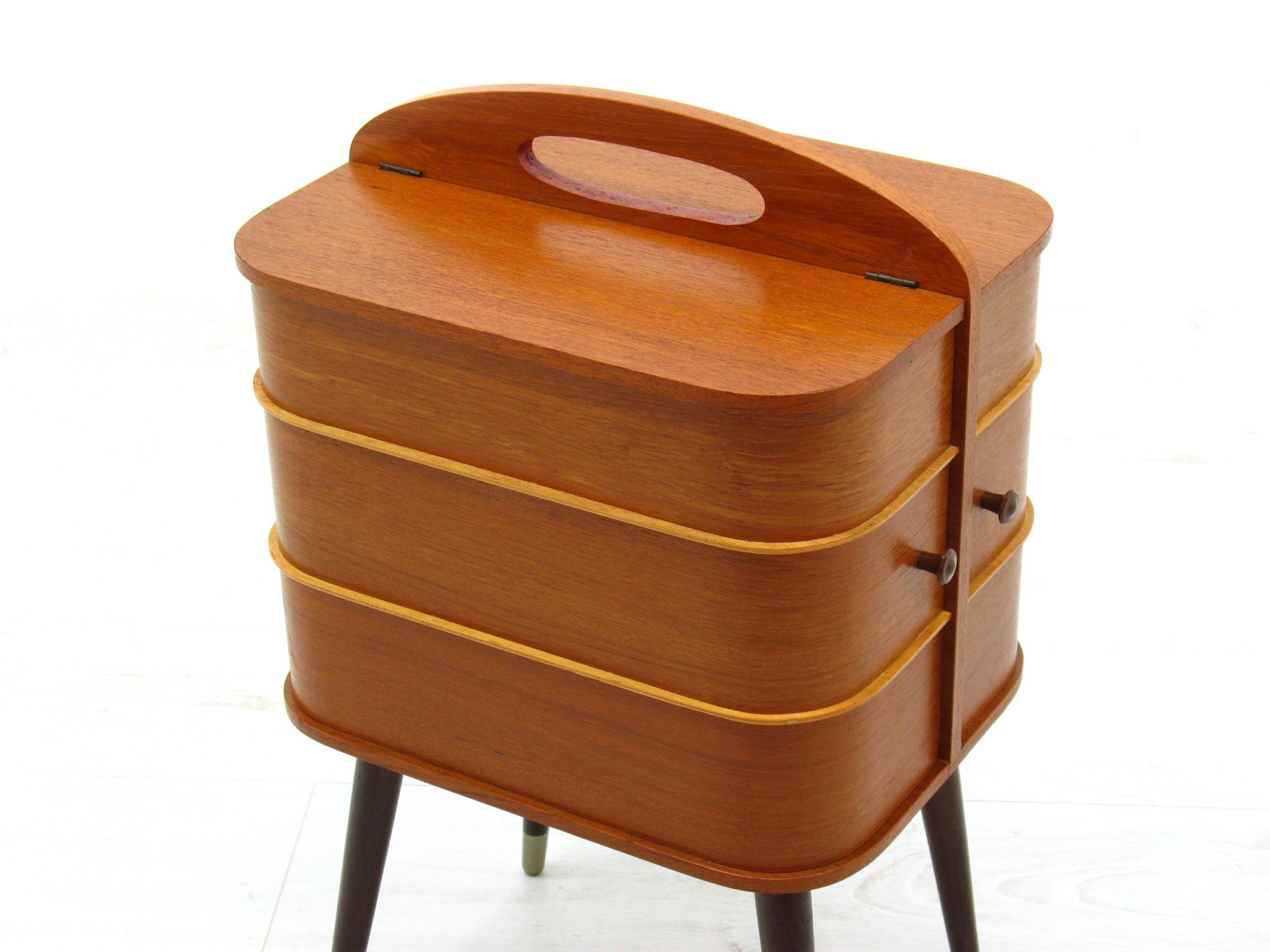 Coffre de rangement danois en contreplaqué, années 1970