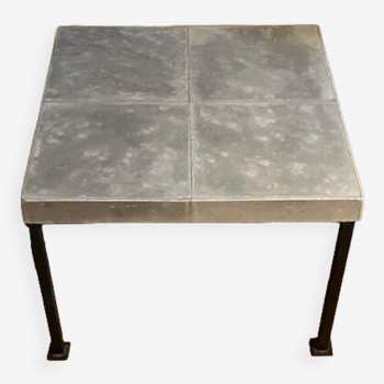 Gray square table in cement and metal by Julie Prisca