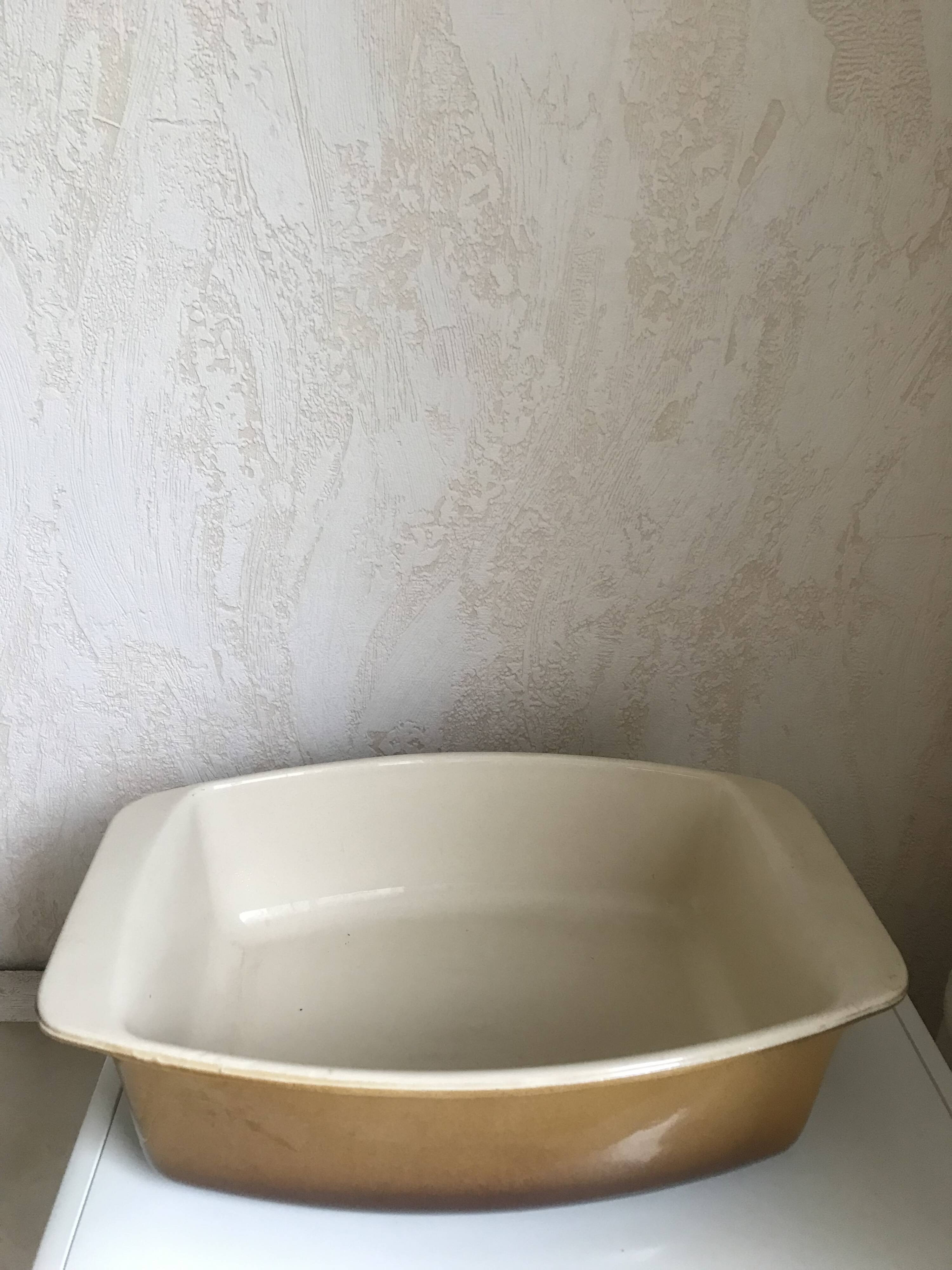Emile Henry glazed ceramic oven dish