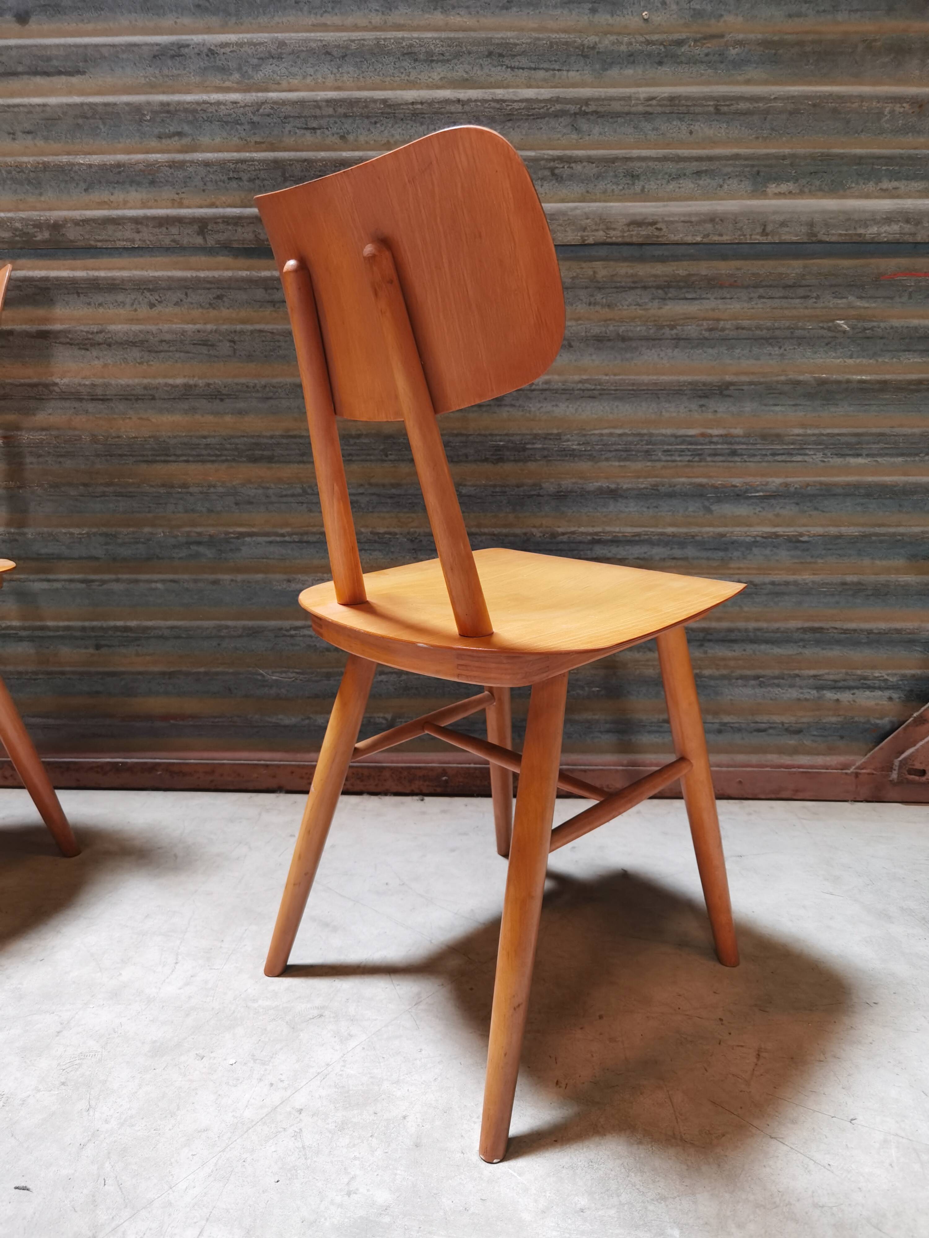 Set of 5 all-wood chairs published by Ton 1960