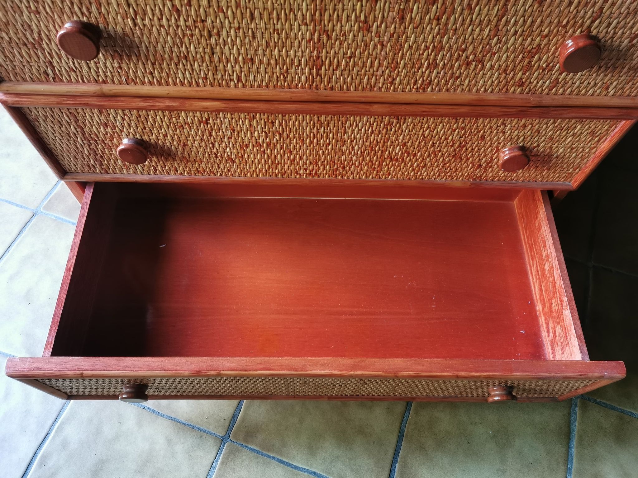 Vintage chest of drawers in rattan and bamboo