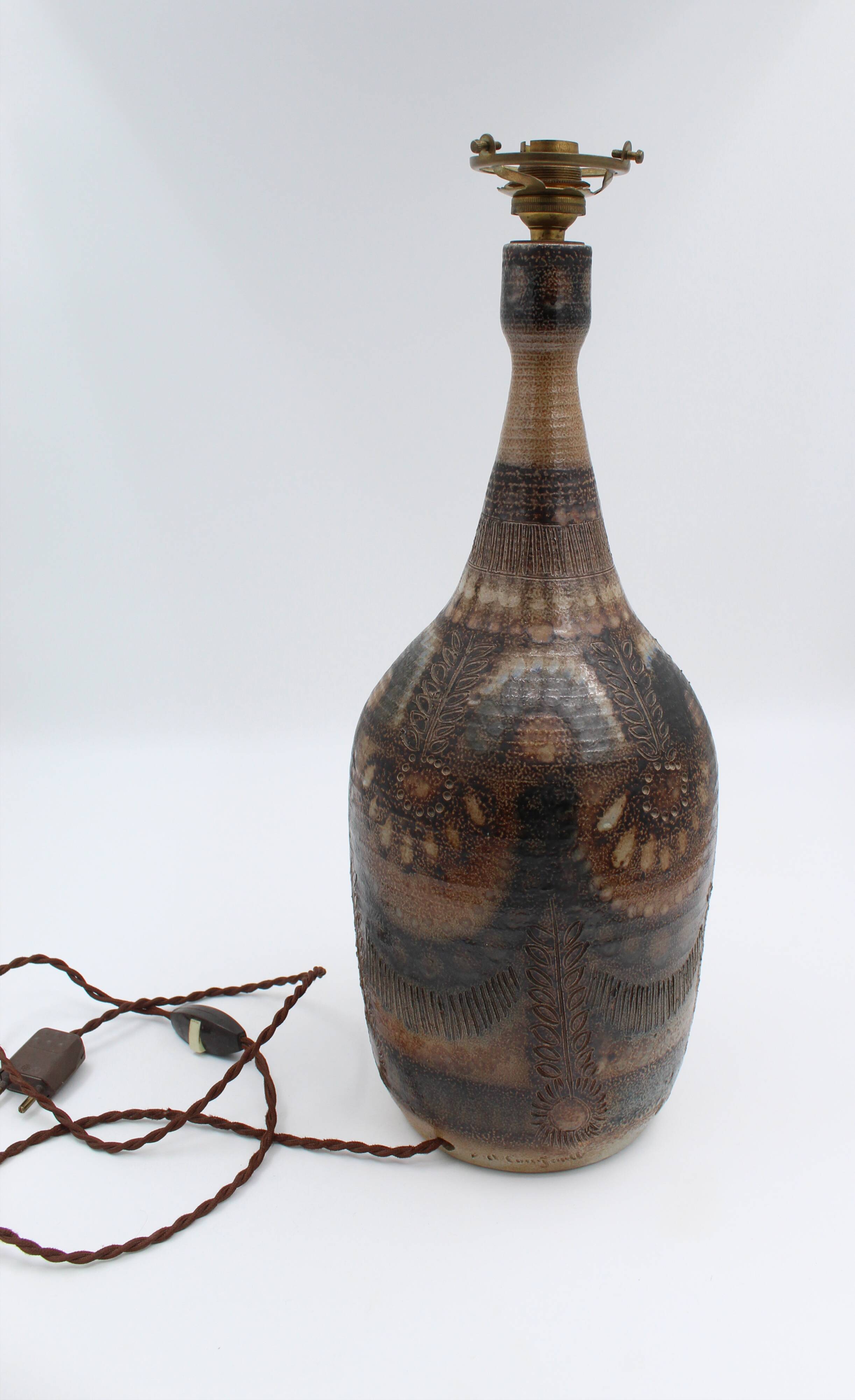Ceramic lamp base signed jc courjault keraluc in quimper circa 1970