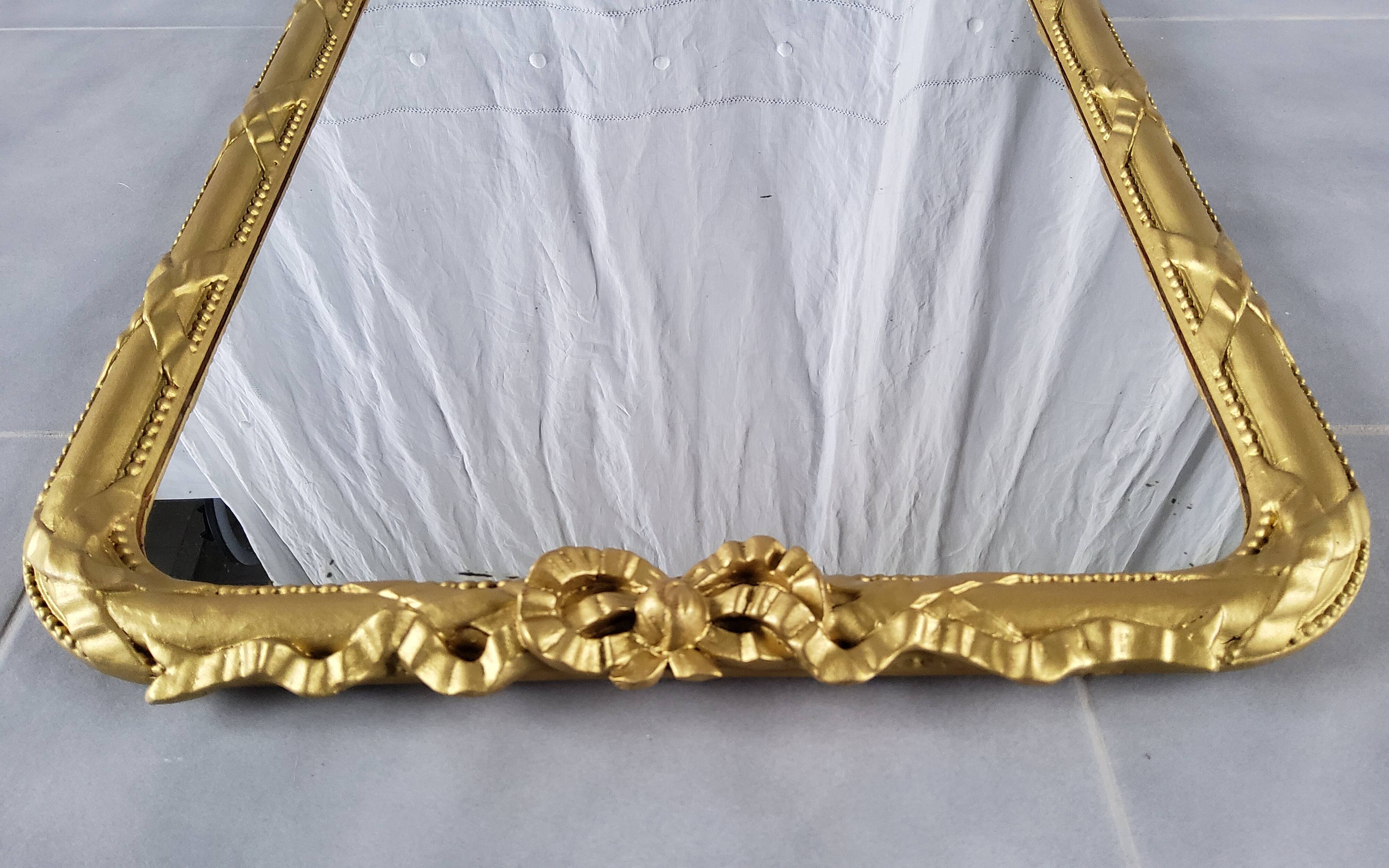 Miroir doré 64x43cm