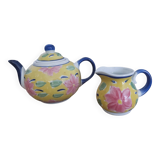 Teapot and milk jug