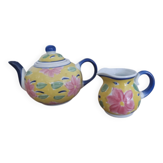 Théière et son pot à lait