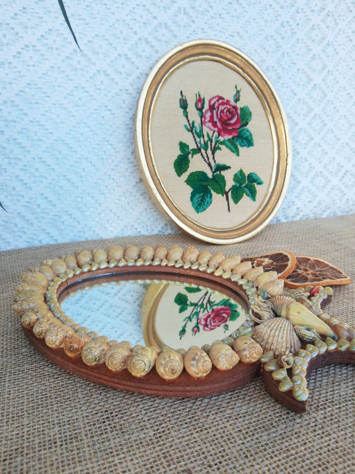 Hand or hanging mirror kitsch shells