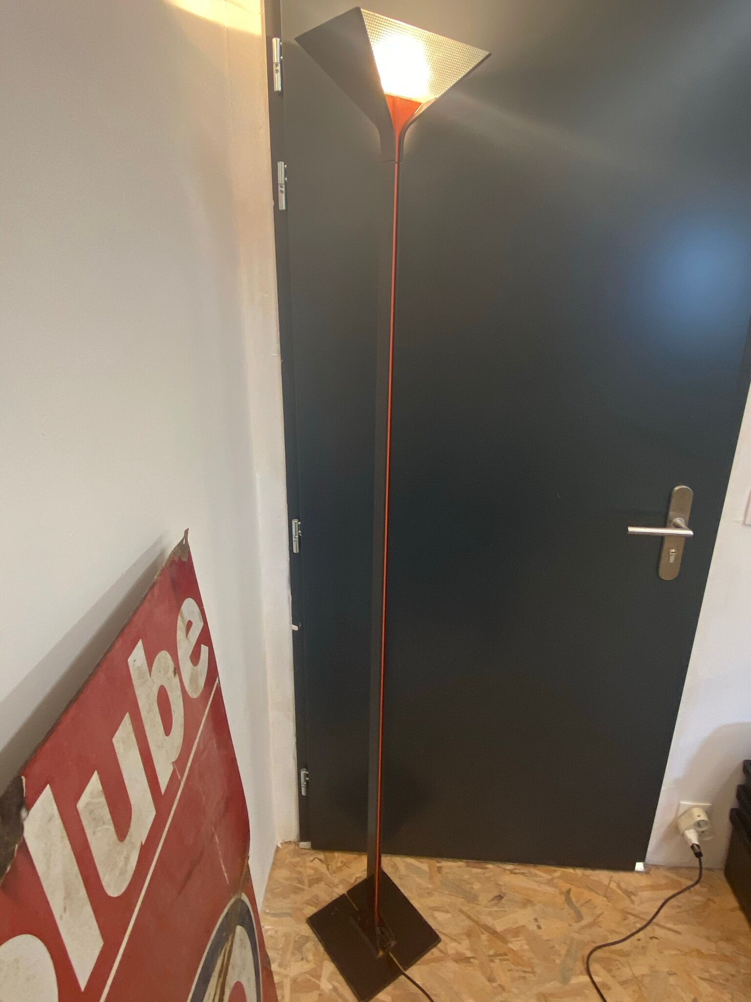 Halogen papillona model by Castiglioni Pier Giacomo & Achille published by Flos, 1970