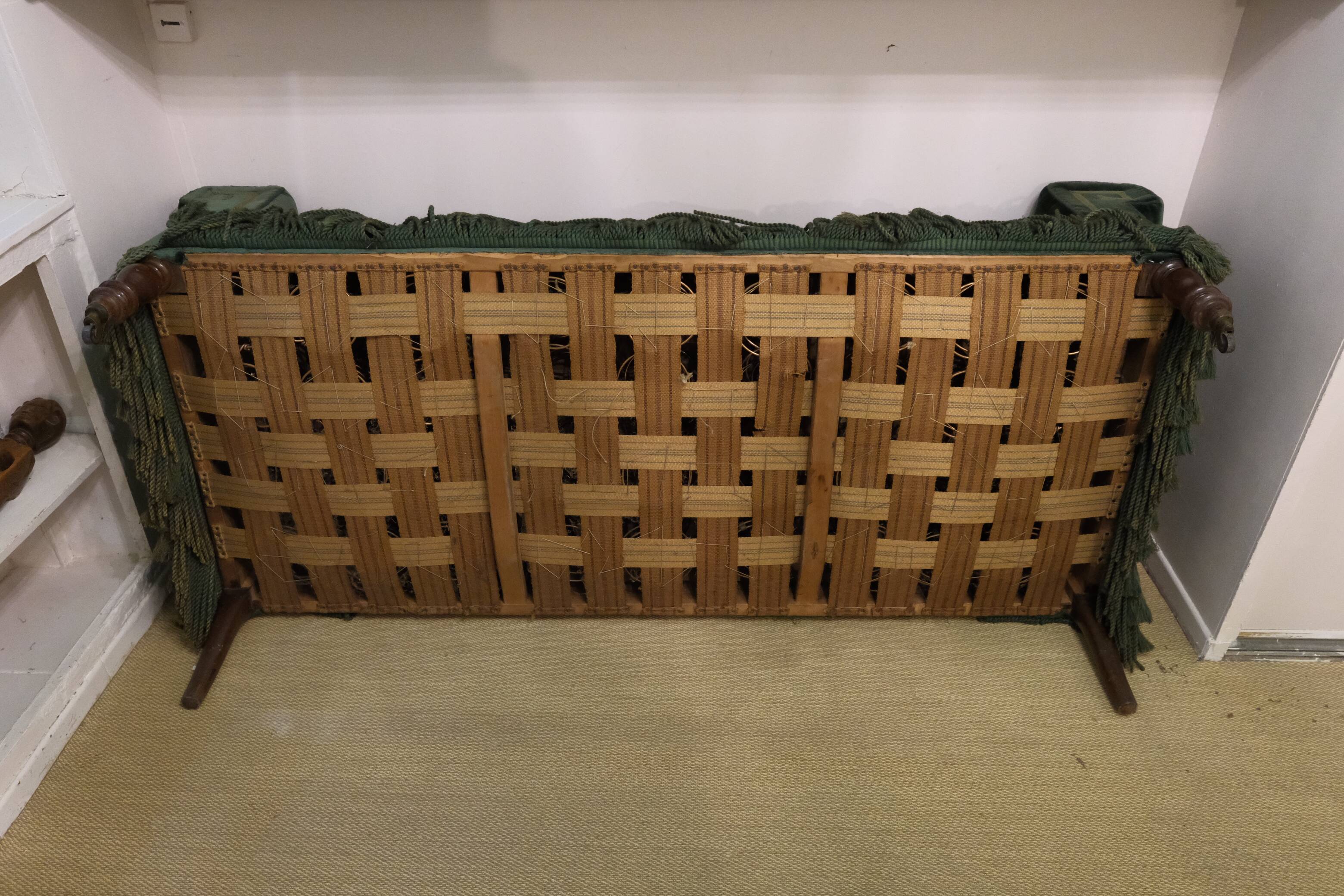 German Art Nouveau sofa bed c.1900 – green velvet