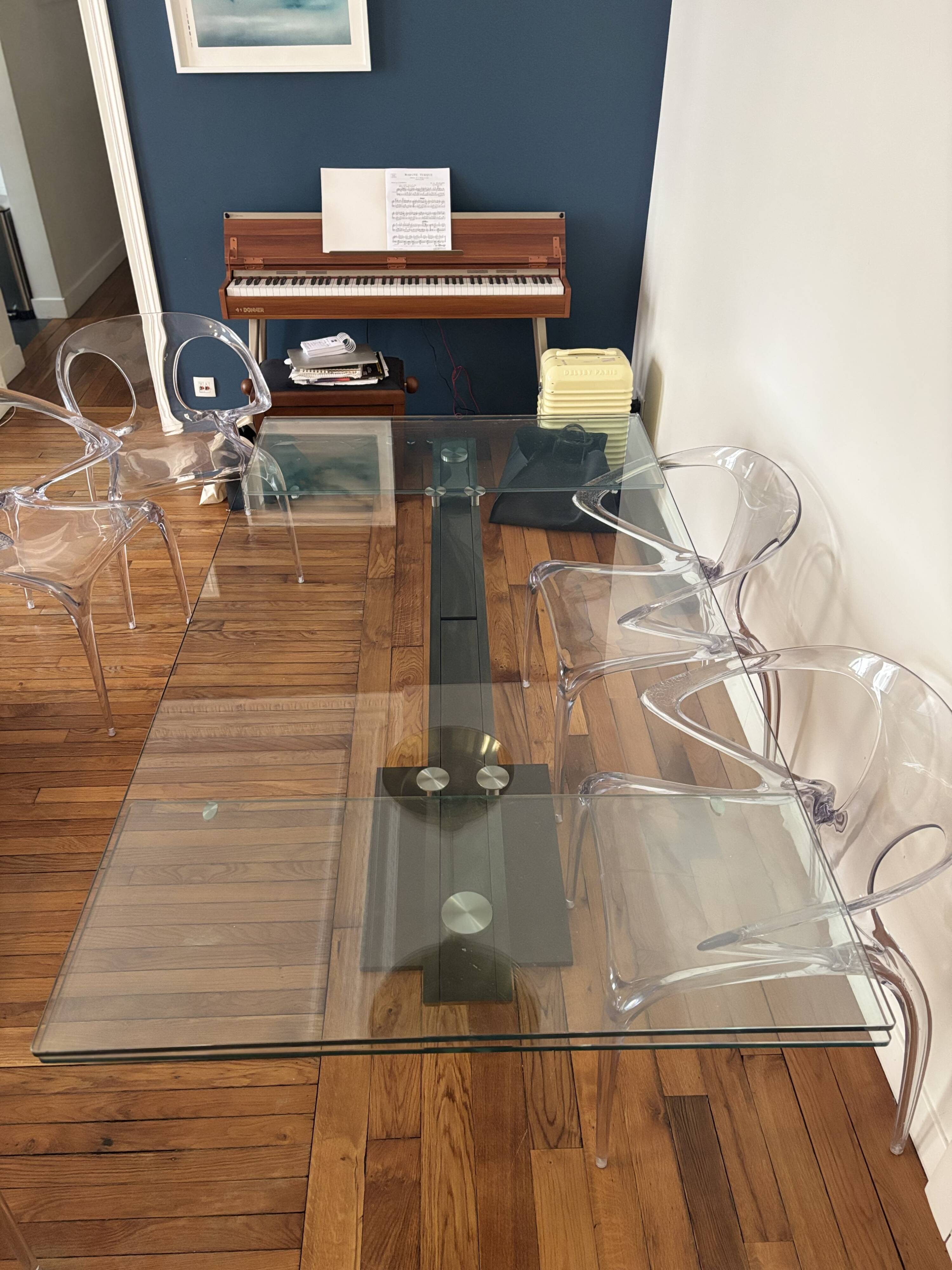 Table de repas roche bobois avec 2 allonges de 40 cm intégrées