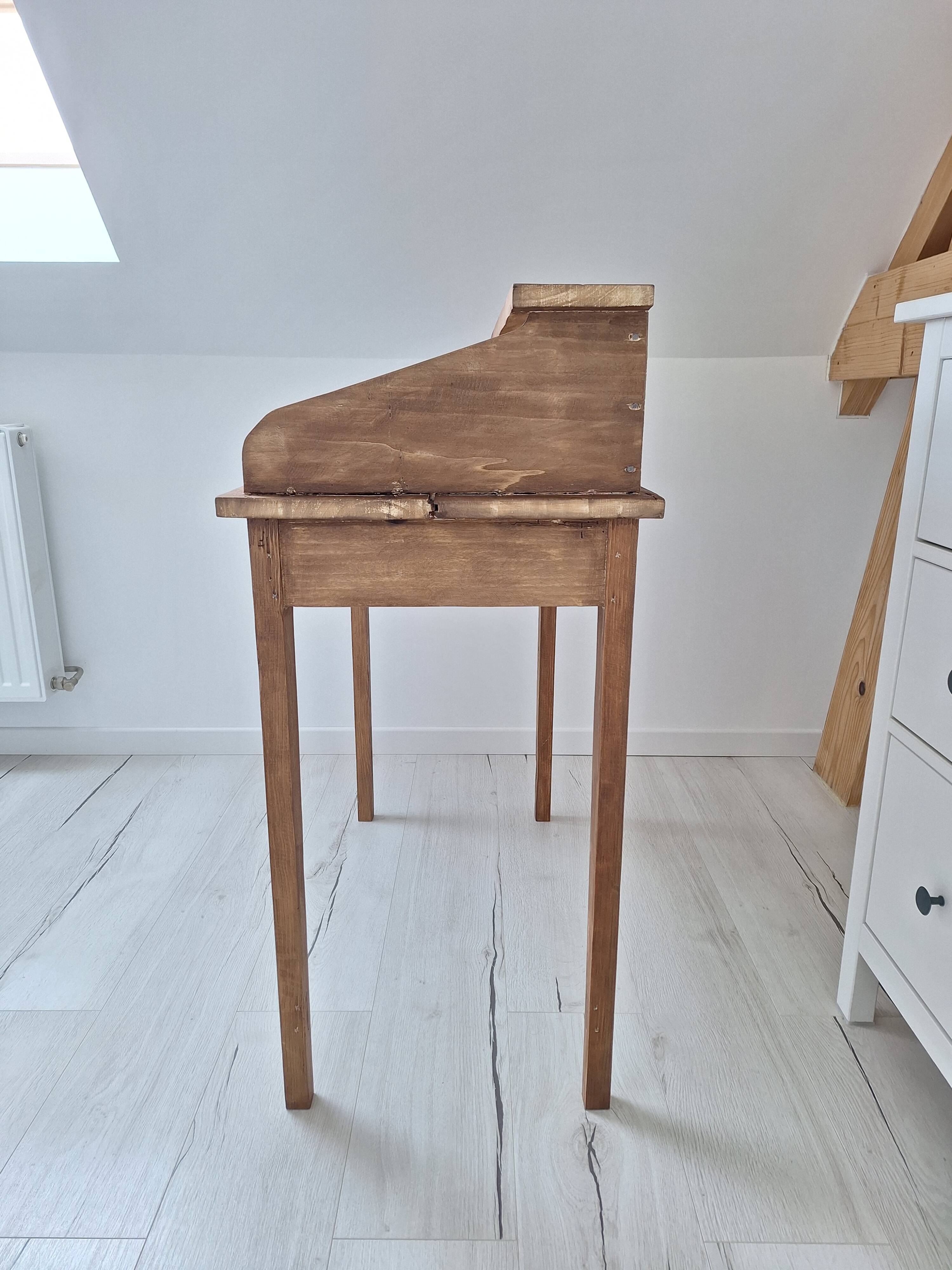 Solid wood tiered desk in a country style