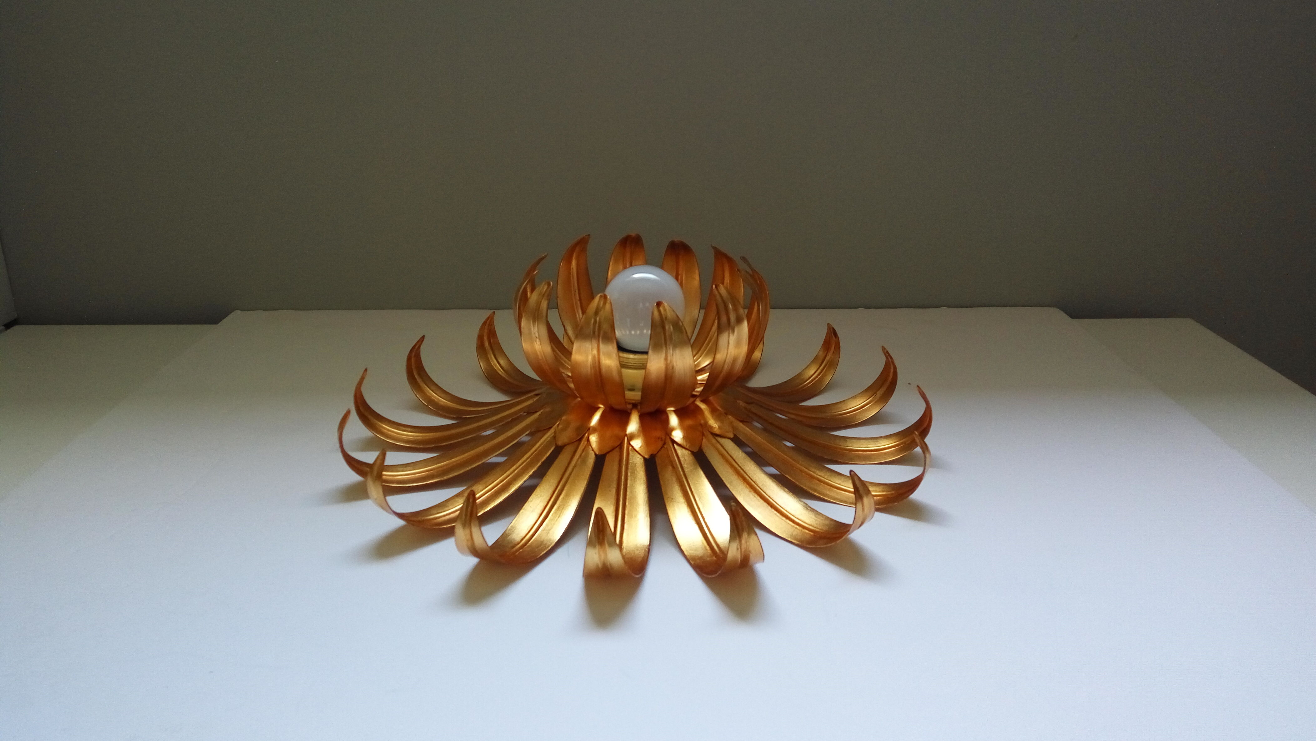 Vintage wall lamp