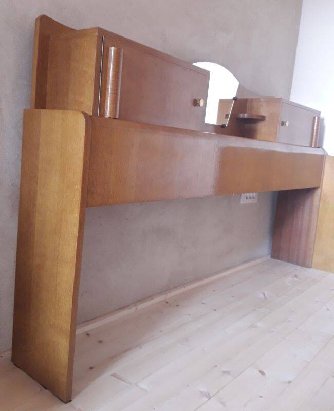 Cozy vintage headboard