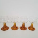 4 vintage foot glasses