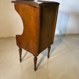 Vintage wooden magazine rack – curved lines and tapered legs