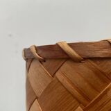 Mid-century Swedish wood veneer table lamp from Vamhus, 1960s.