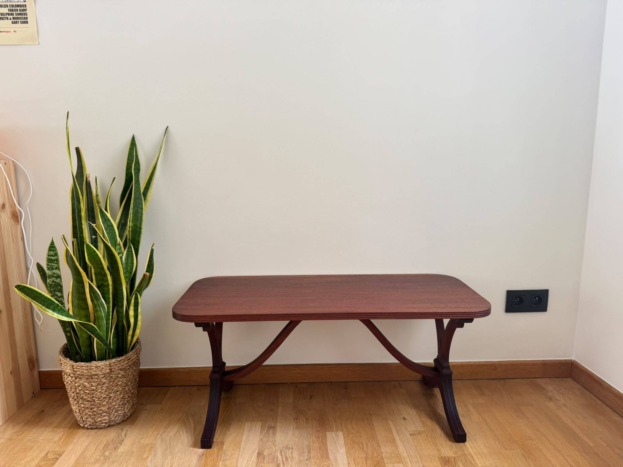 Vintage English style coffee table