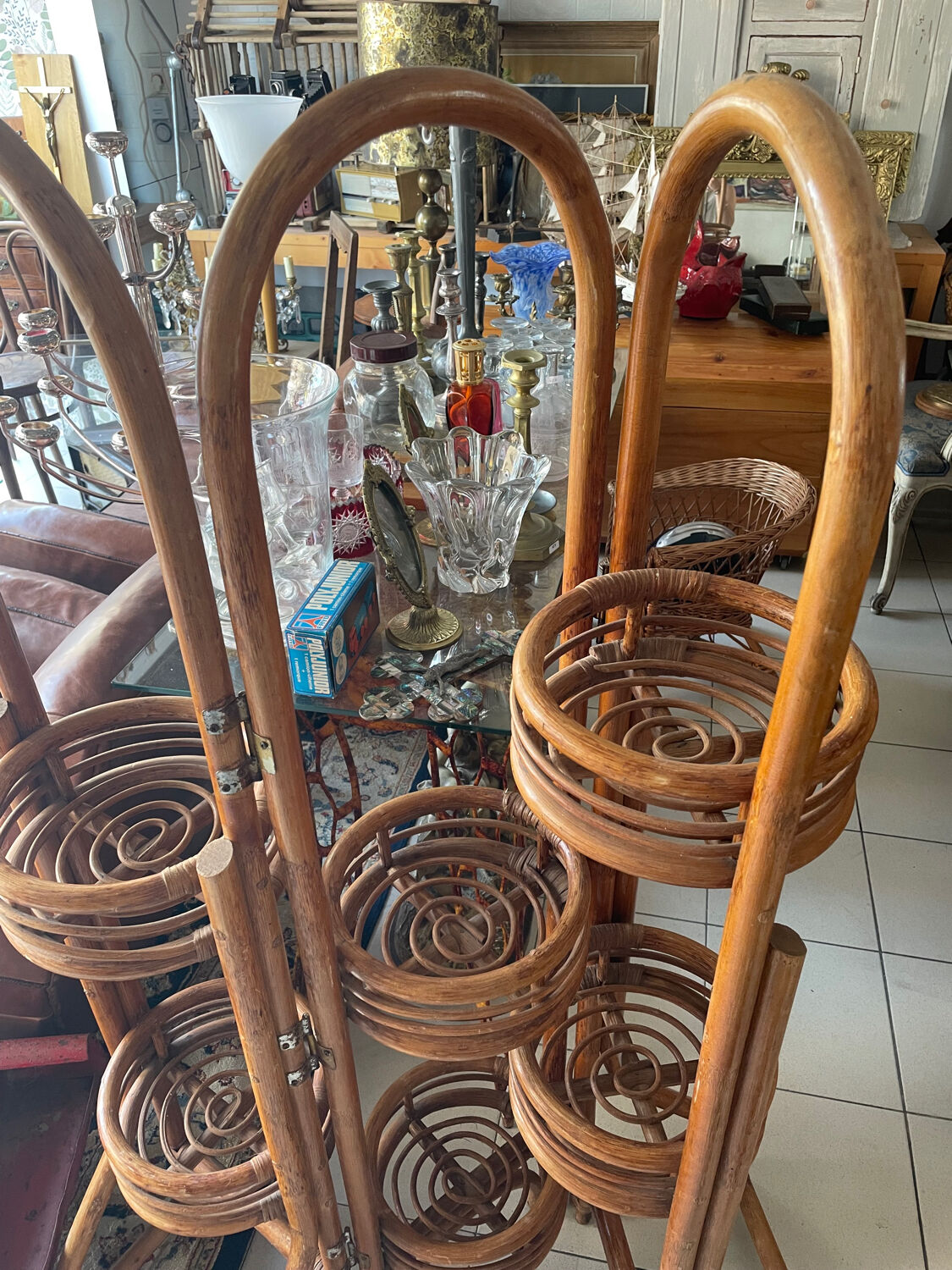 Porte plante rotin