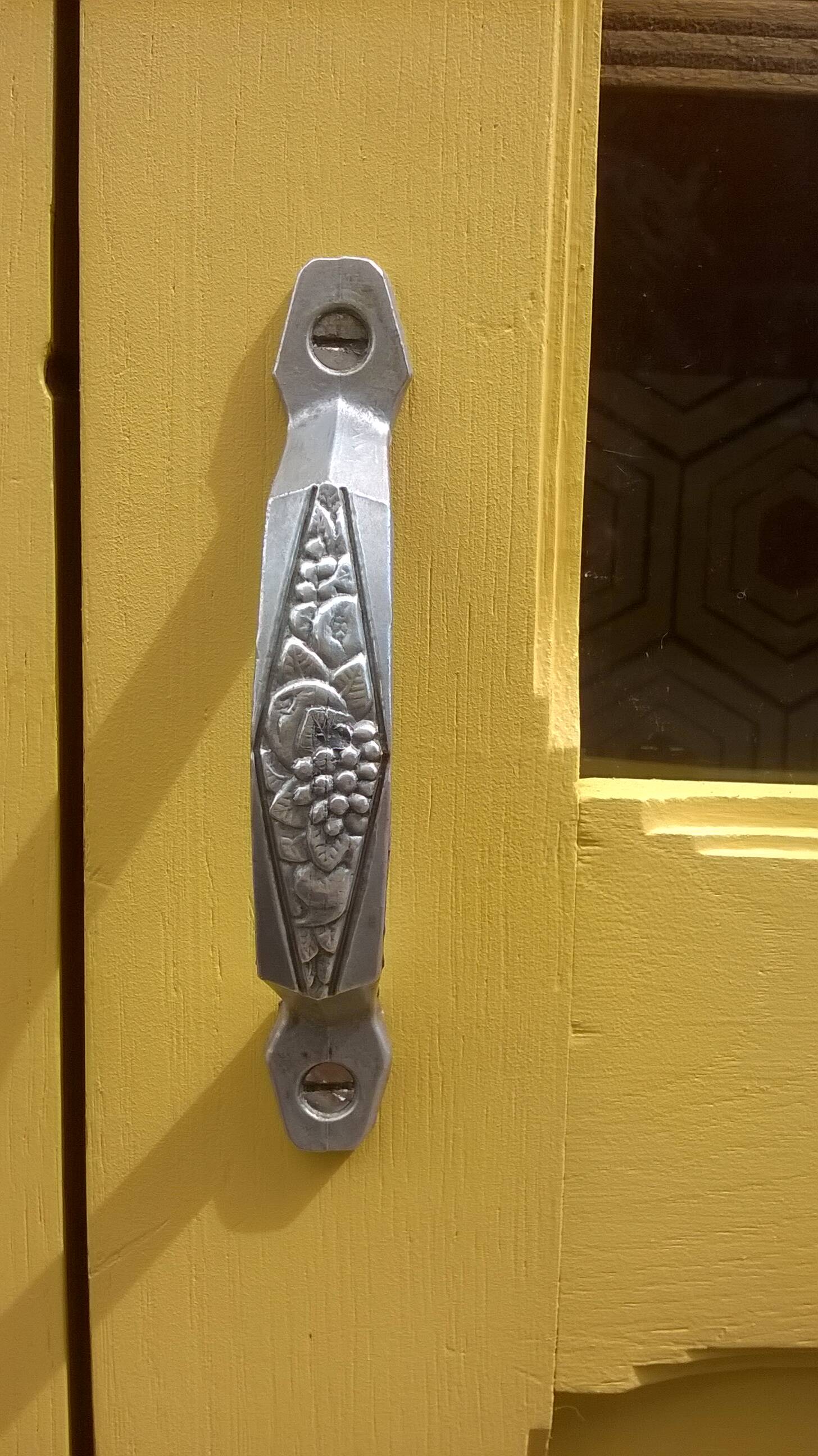 small Parisian showcase cabinet 1930