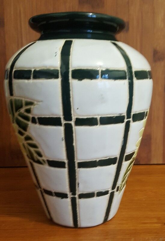 Vintage ceramic vase sunflower pattern