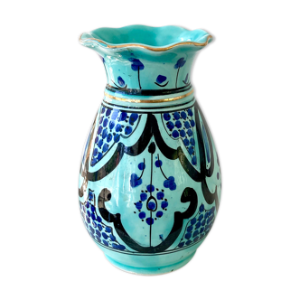 Corolla ceramic vase