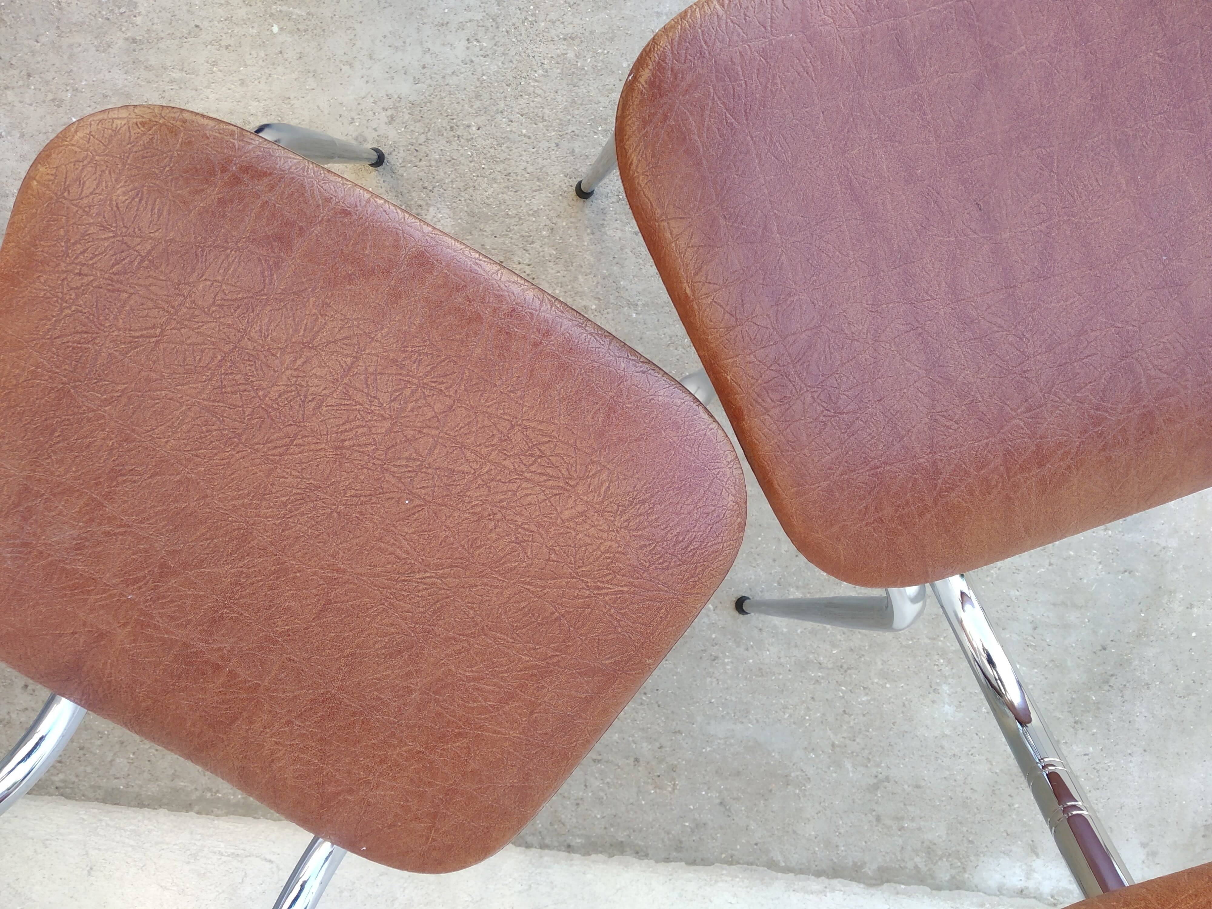 Set of 2 kitchen chairs in imitation leather from the 60s and 70s