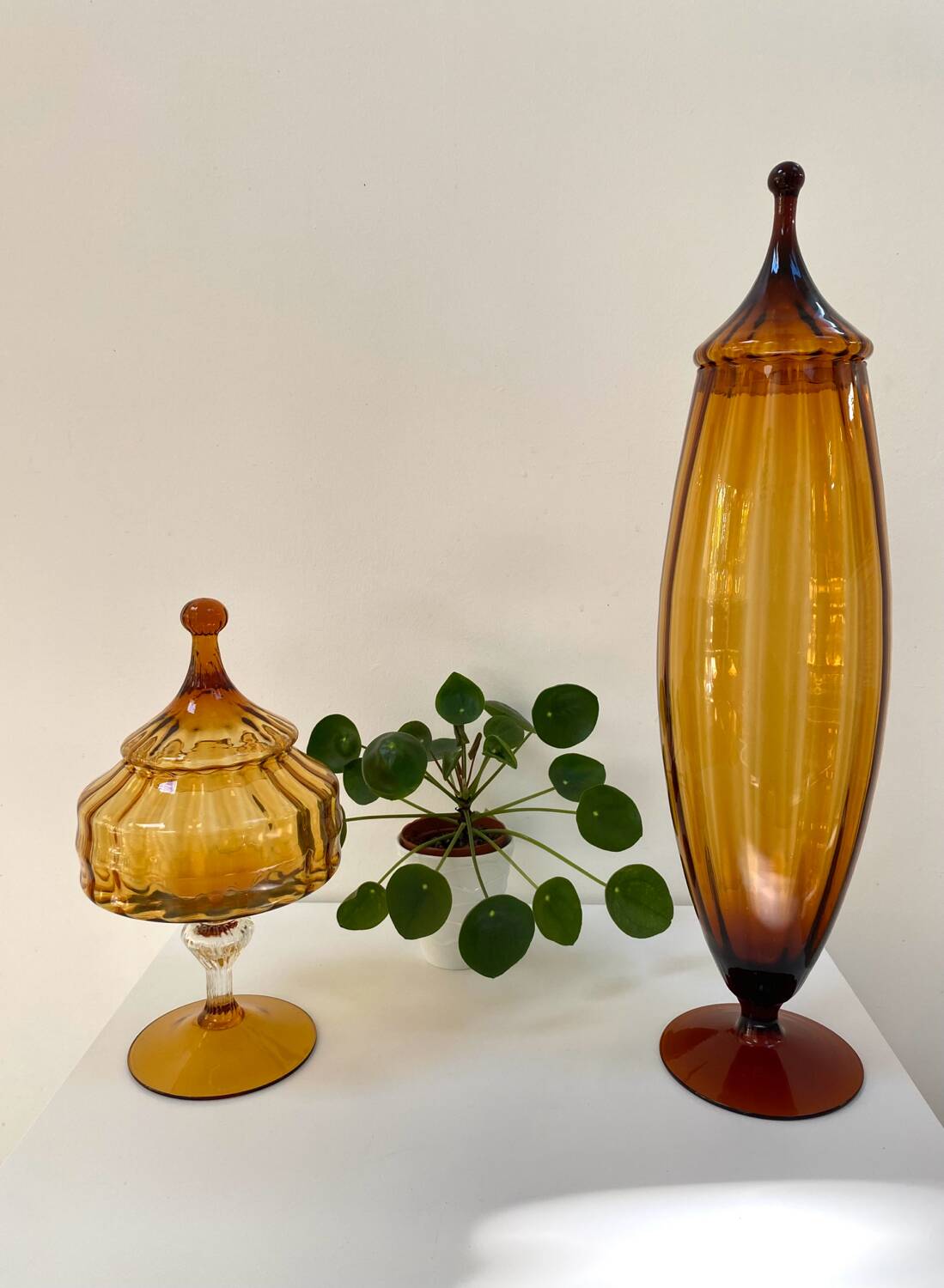 Amber glass dragée dish from Empoli, Italy - 1960s