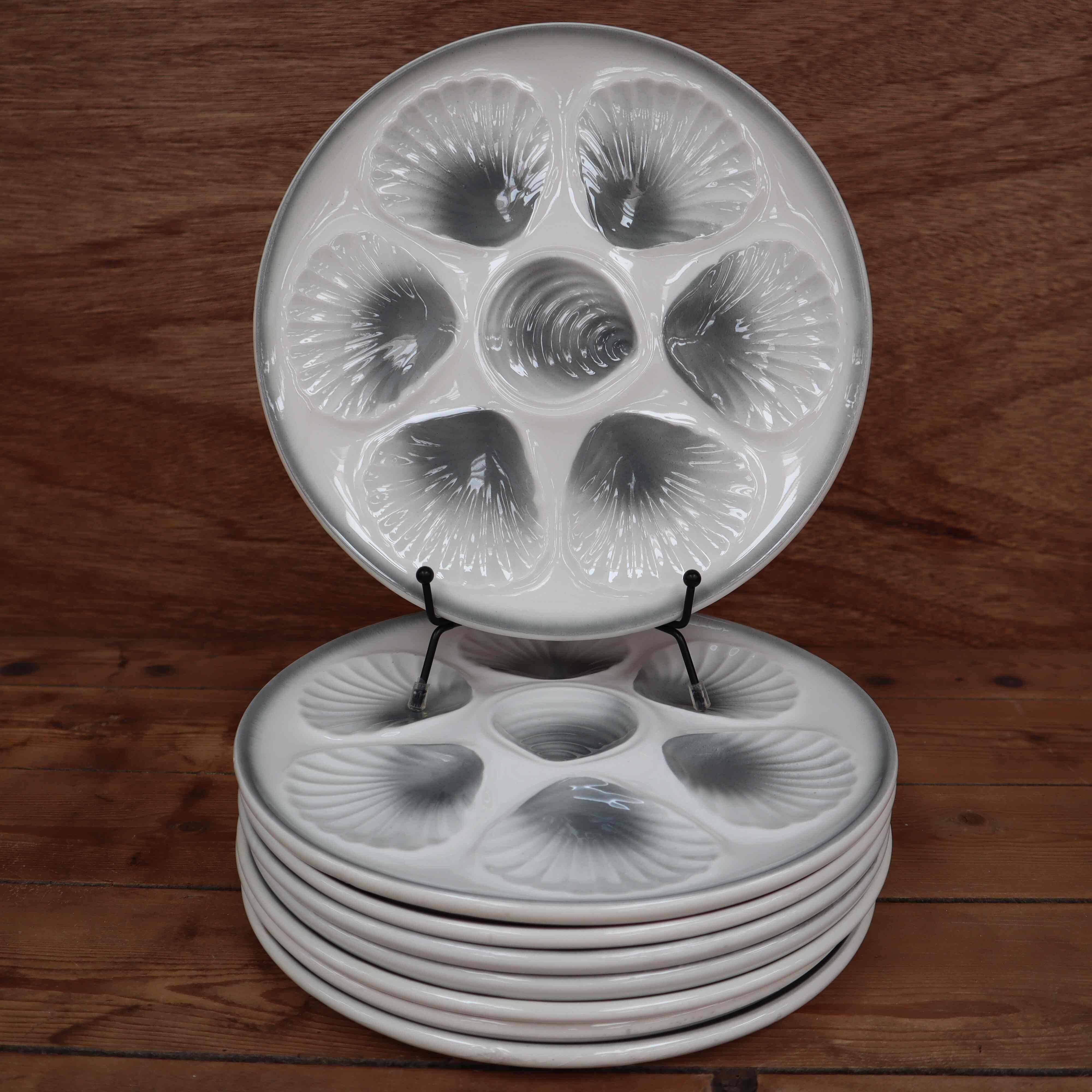 8 oyster plates Moulin des Loups Orchies