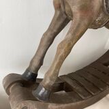 Cheval à bascule antique