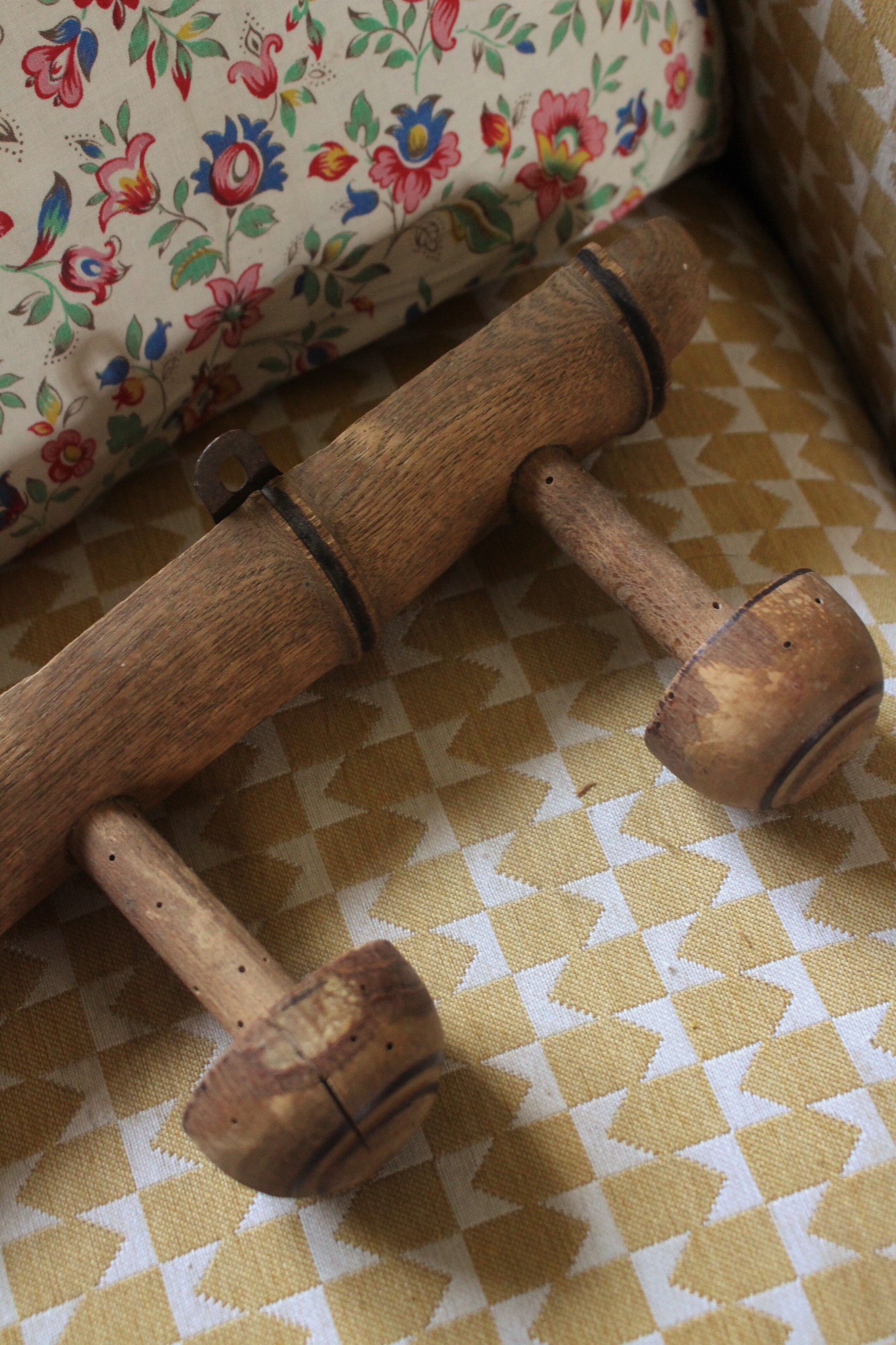 Coat rack vintage wood bamboo four hooks